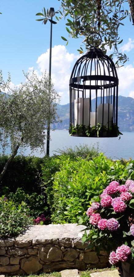 Villa Sul Lago Con Pontile Privato A Brenzone Sul Garda - Unique And Exclusive Eksteriør bilde